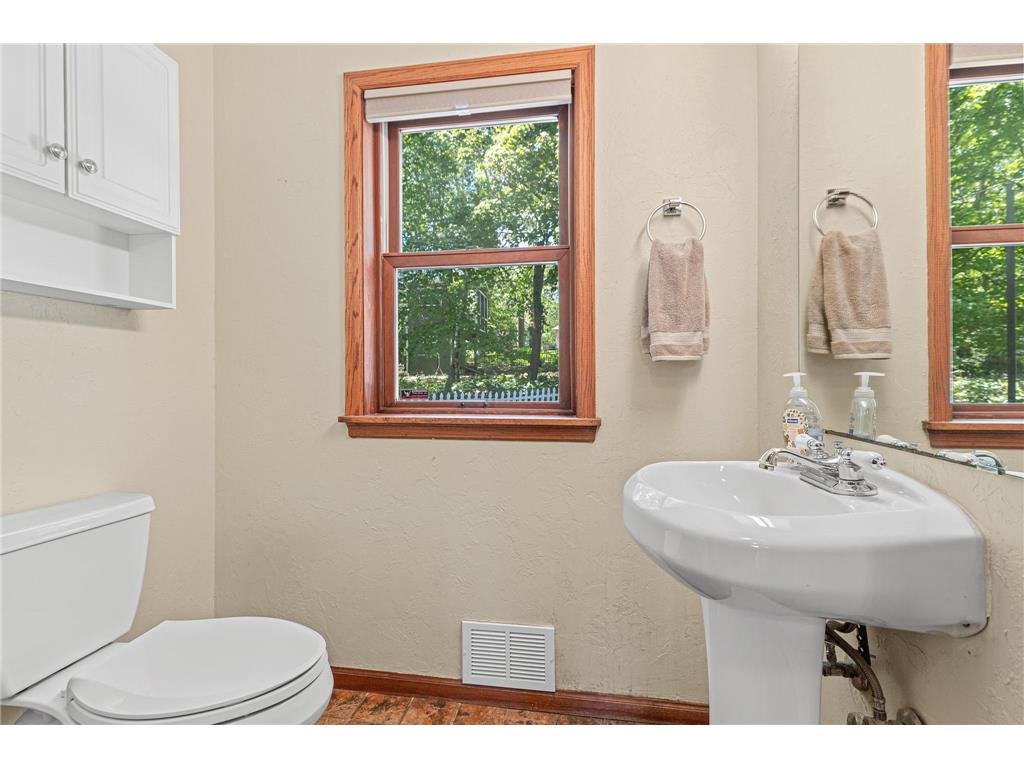 669 Windtree Knolls Eagan MN 55123 7076044 image12