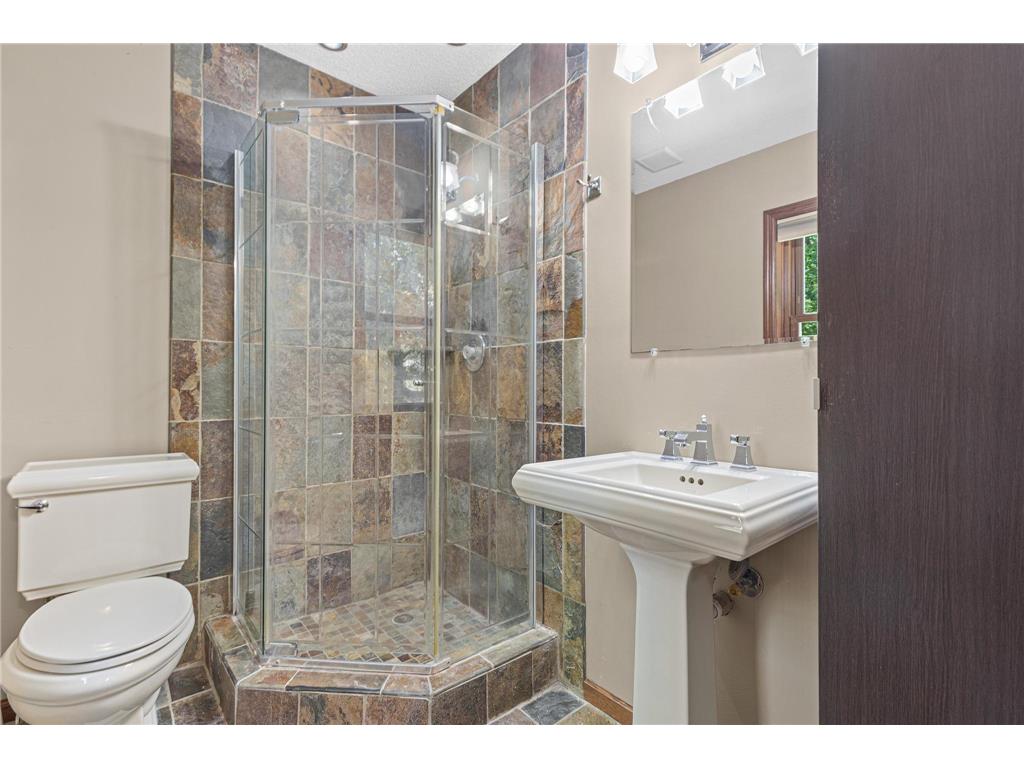 669 Windtree Knolls Eagan MN 55123 7076044 image18