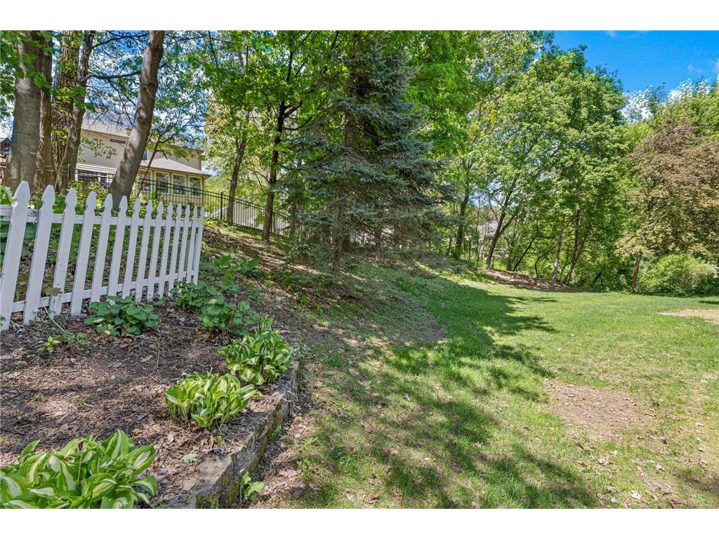 669 Windtree Knolls Eagan MN 55123 7076044 image25