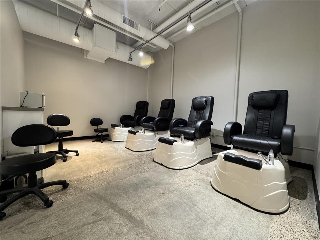 669 Winnetka Avenue N Golden Valley MN 55427 6754135 image3