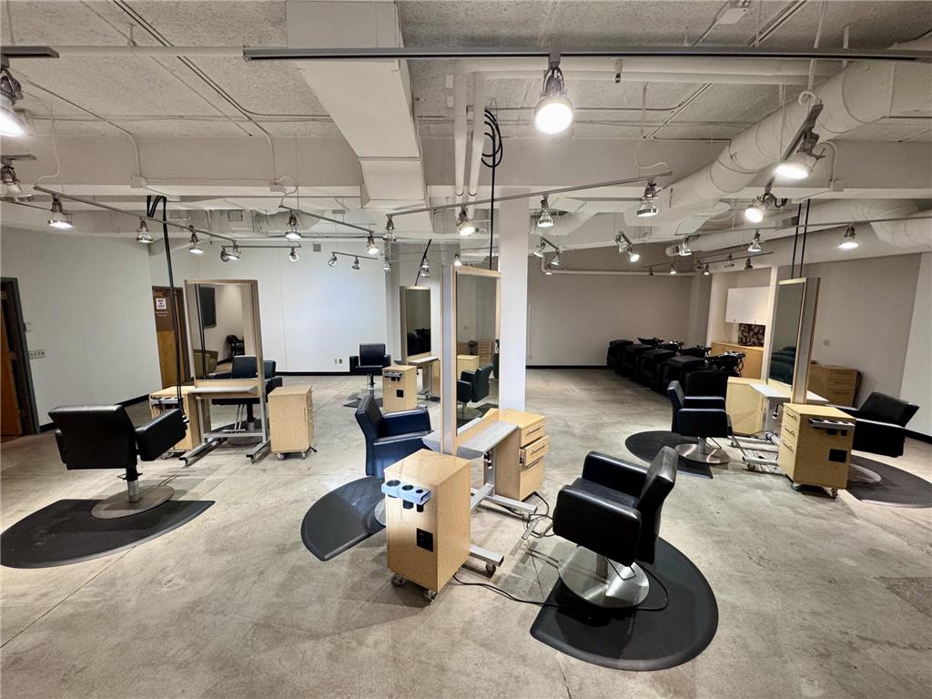 669 Winnetka Avenue N Golden Valley MN 55427 6754135 image4