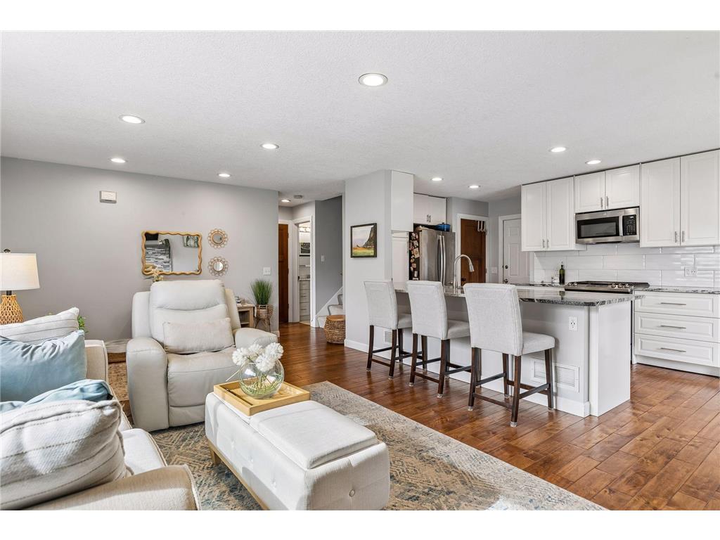 6690 Gretchen Court N Oakdale MN 55128 7067159 image13
