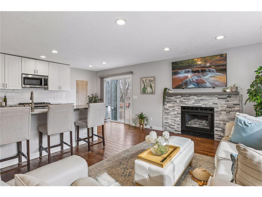 6690 Gretchen Court N Oakdale MN 55128 7067159 image15