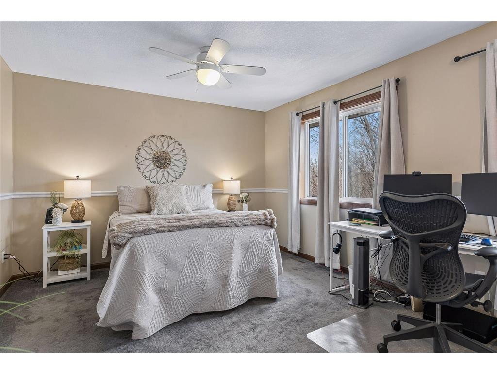 6690 Gretchen Court N Oakdale MN 55128 7067159 image27