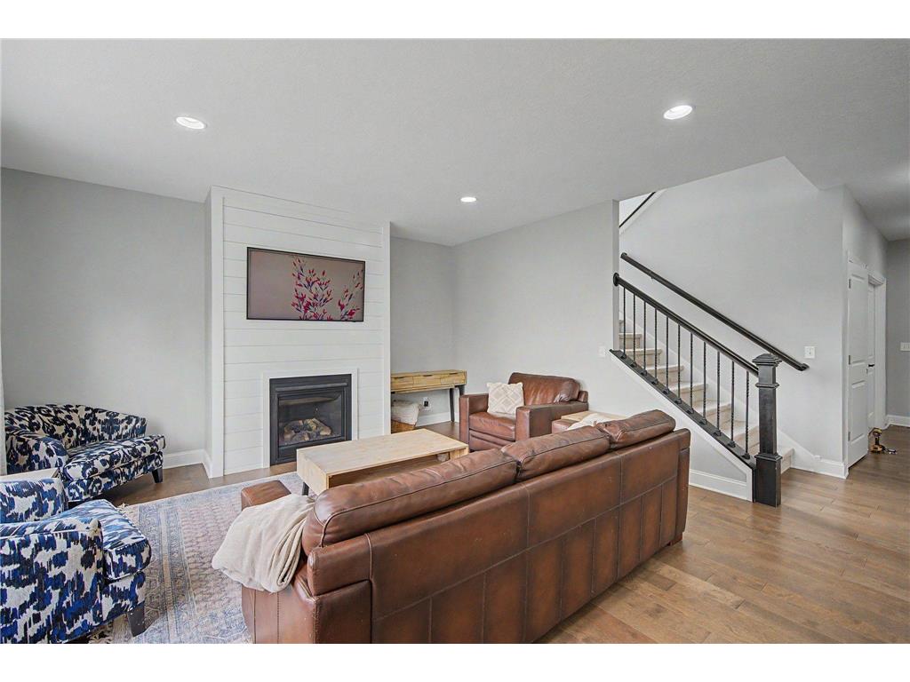 6694 Lakeview Circle NE Albertville MN 55301 7103637 image7