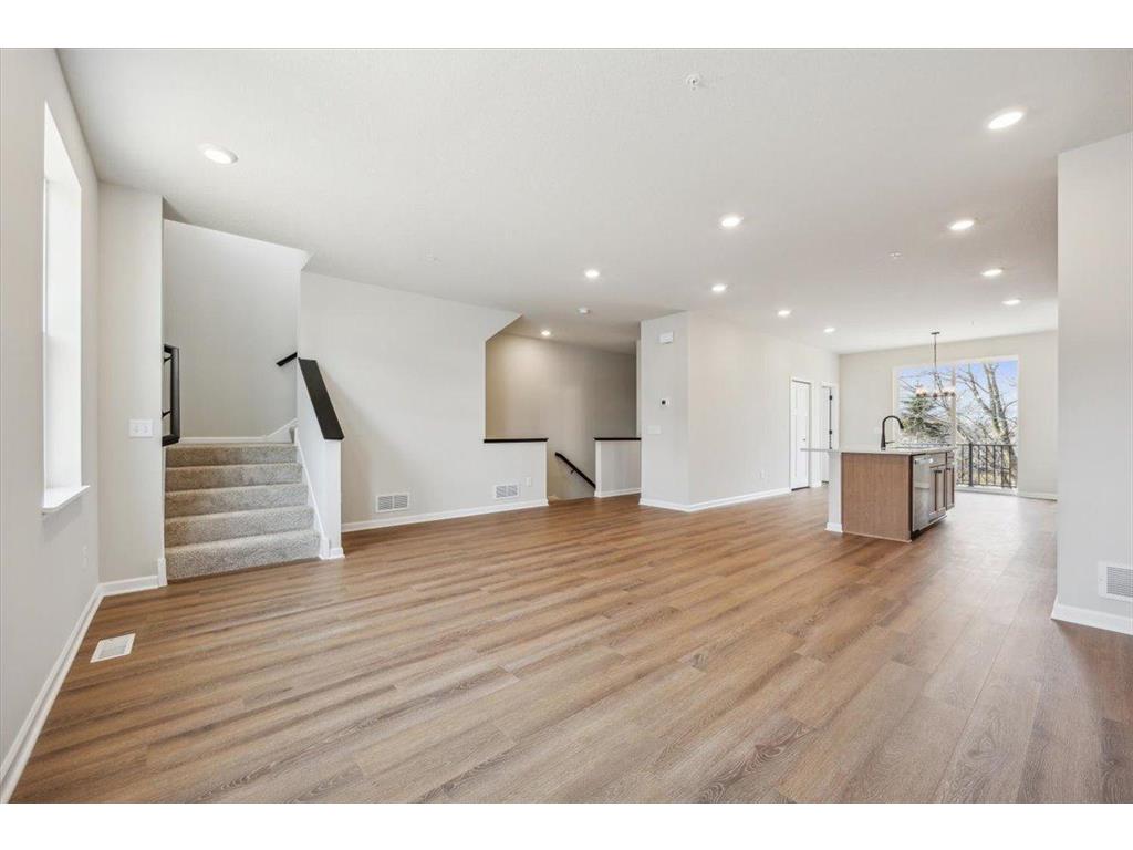 6696 Jody Avenue S Cottage Grove MN 55016 6480865 image1