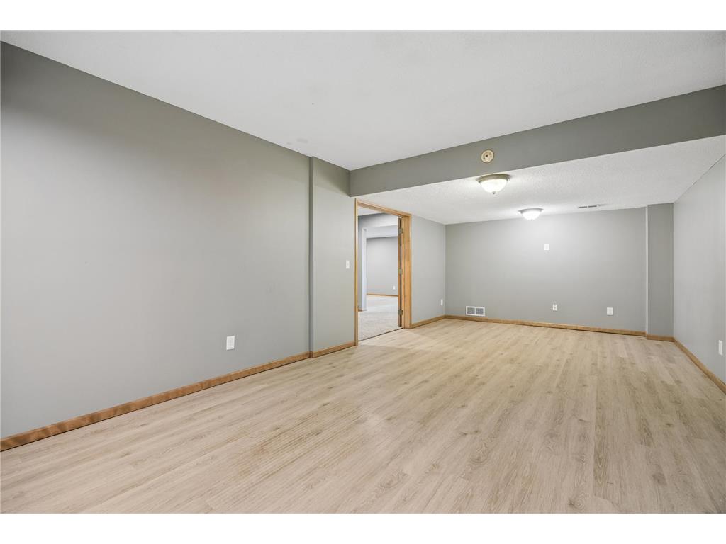 6699 Mulberry Circle E Chanhassen MN 55317 7101795 image61