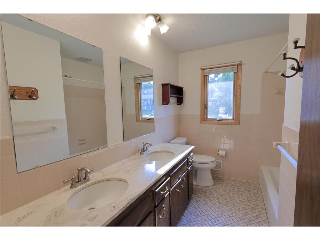 67 13th Avenue SW New Brighton MN 55112 7115967 image12