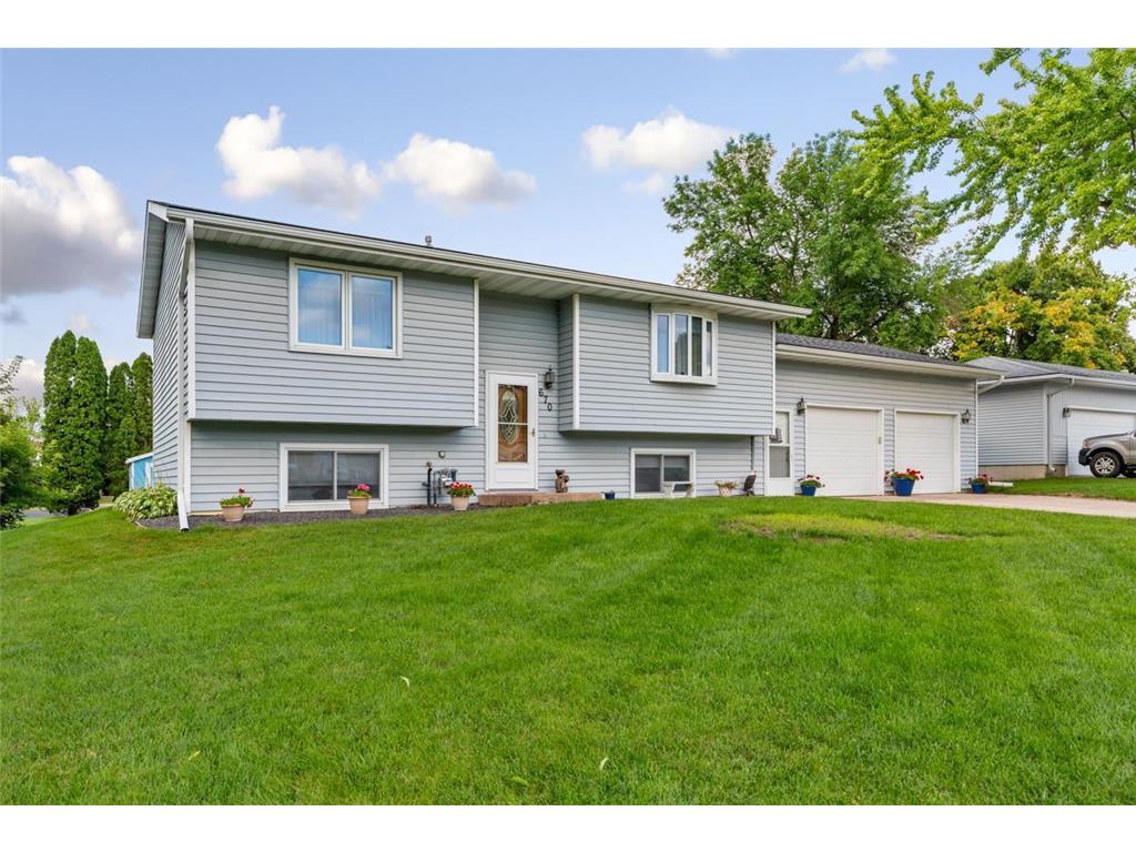 670 24th Street NE Owatonna MN 55060 6586773 image1