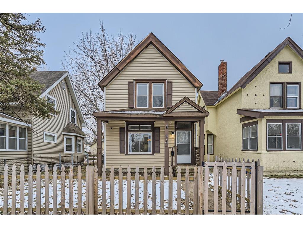 670 Edmund Avenue Saint Paul MN 55104 6654770 image1
