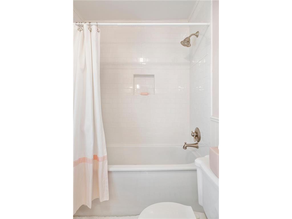 670 Goodrich Avenue Saint Paul MN 55105 7089340 image36
