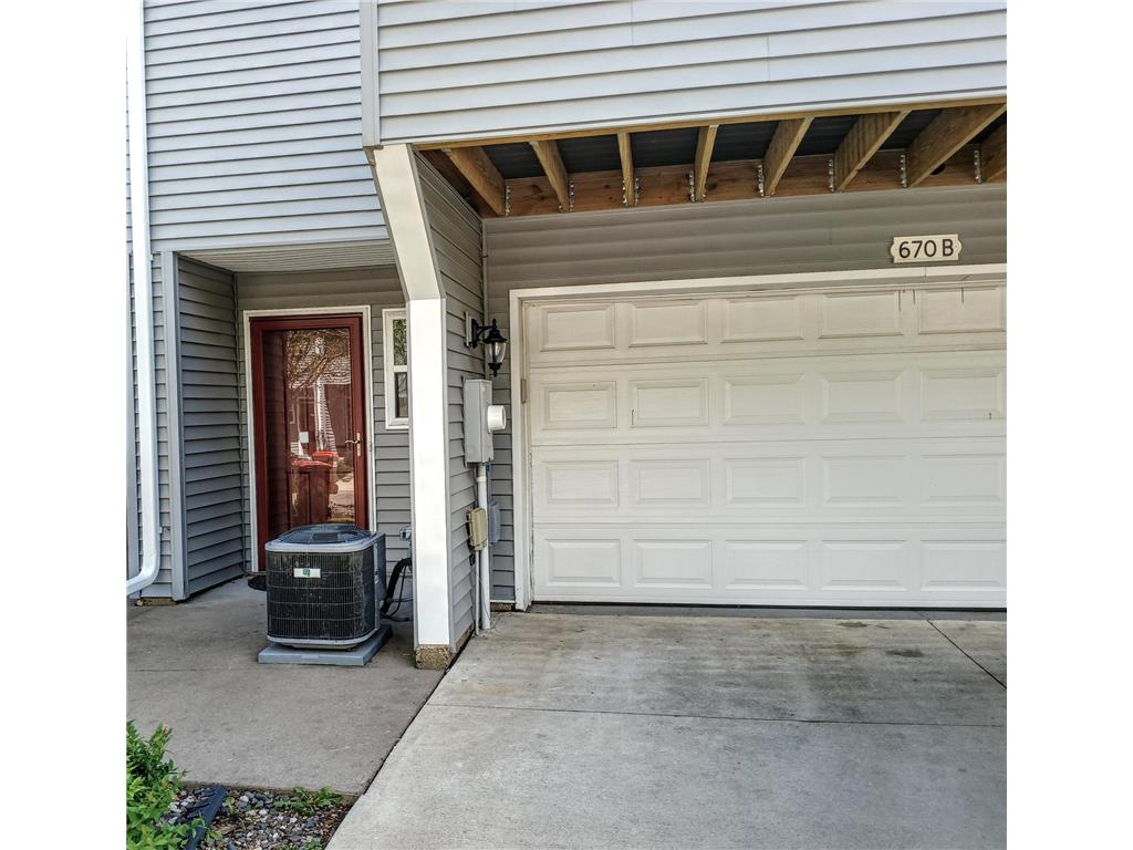 670 Kingfisher Lane #B Woodbury MN 55125 6584571 image1