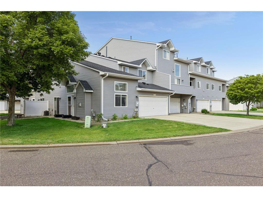 670 Kingfisher Lane #G Woodbury MN 55125 7082654 image1