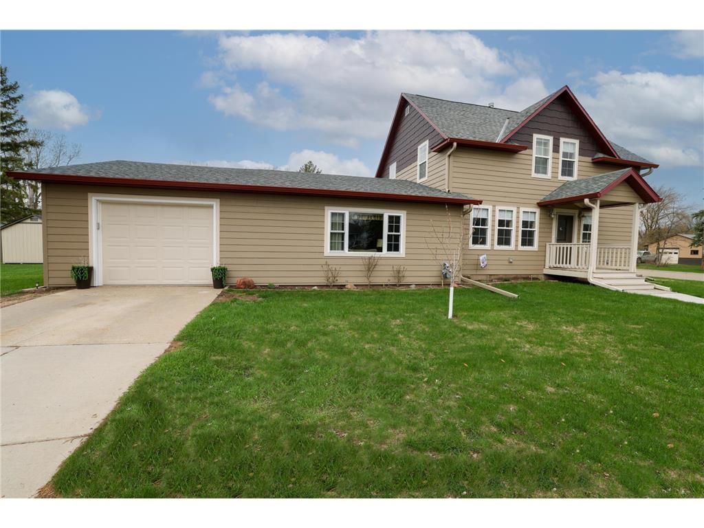 670 Myrtle Avenue N Browerville MN 56438 6635508 image1