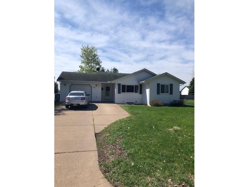 670 W 10th Street, Rush City, MN 55069 MLS 5563242 Edina Realty