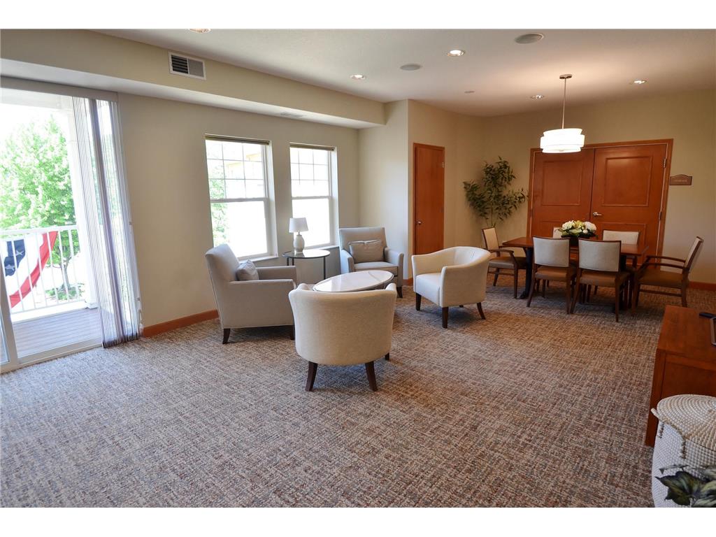6701 Lake Shore Drive S #101 Richfield MN 55423 - Wood 7040434 image30