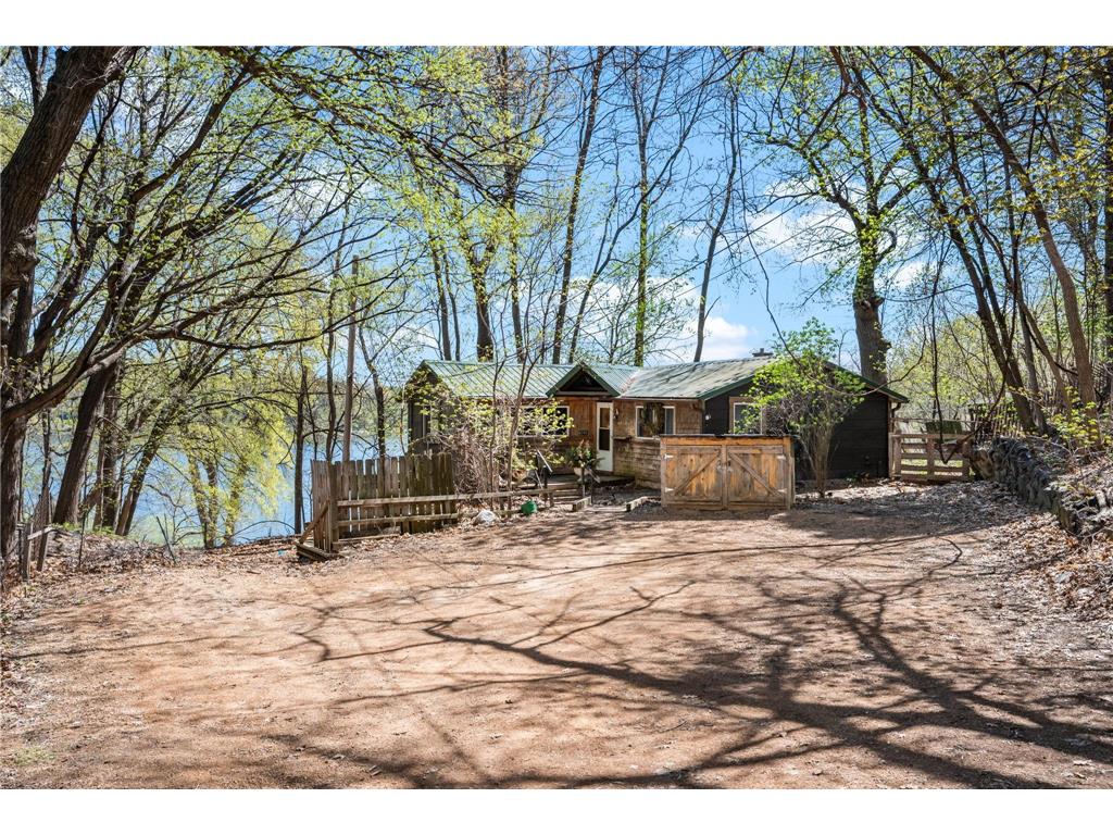 6701 Mohawk Drive Chanhassen MN 55317 - Lotus Lake 7068960 image1