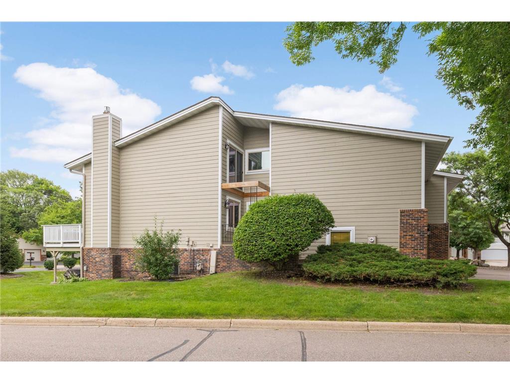 6701 W 82nd Street Bloomington MN 55438 7001336 image10