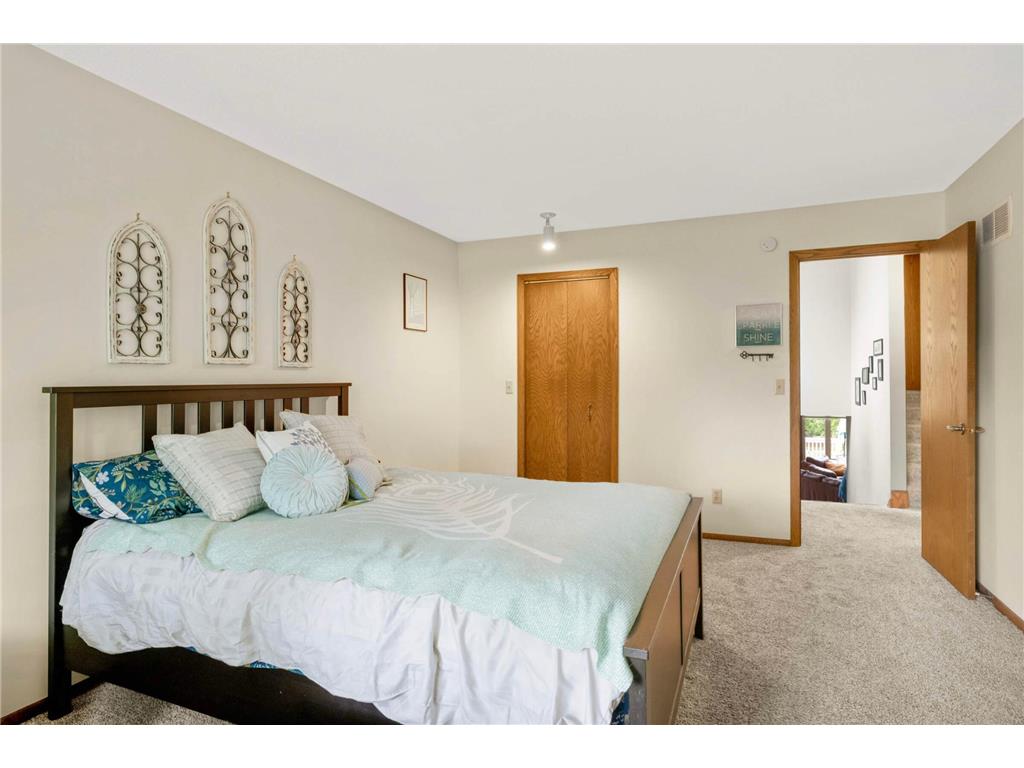 6701 W 82nd Street Bloomington MN 55438 7001336 image24