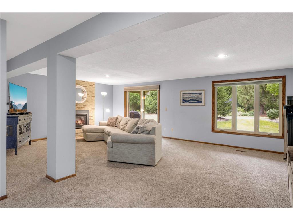 6701 W 82nd Street Bloomington MN 55438 7001336 image26