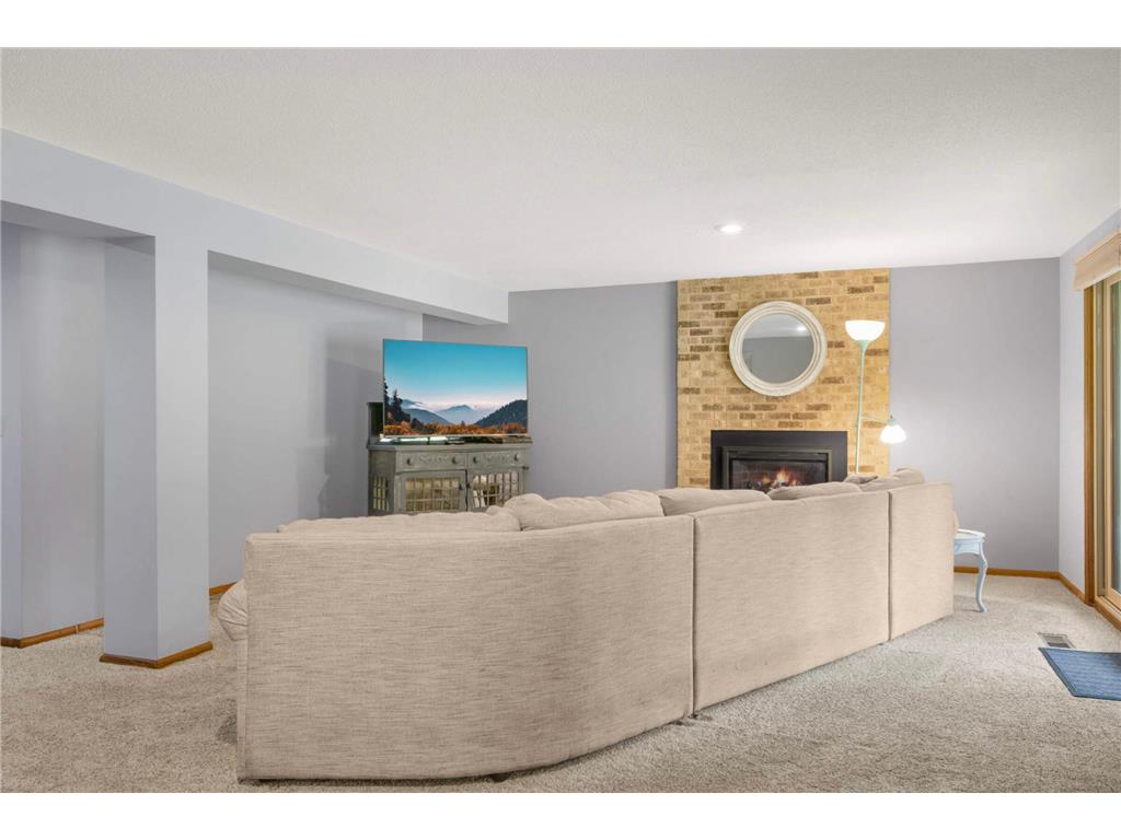 6701 W 82nd Street Bloomington MN 55438 7001336 image27