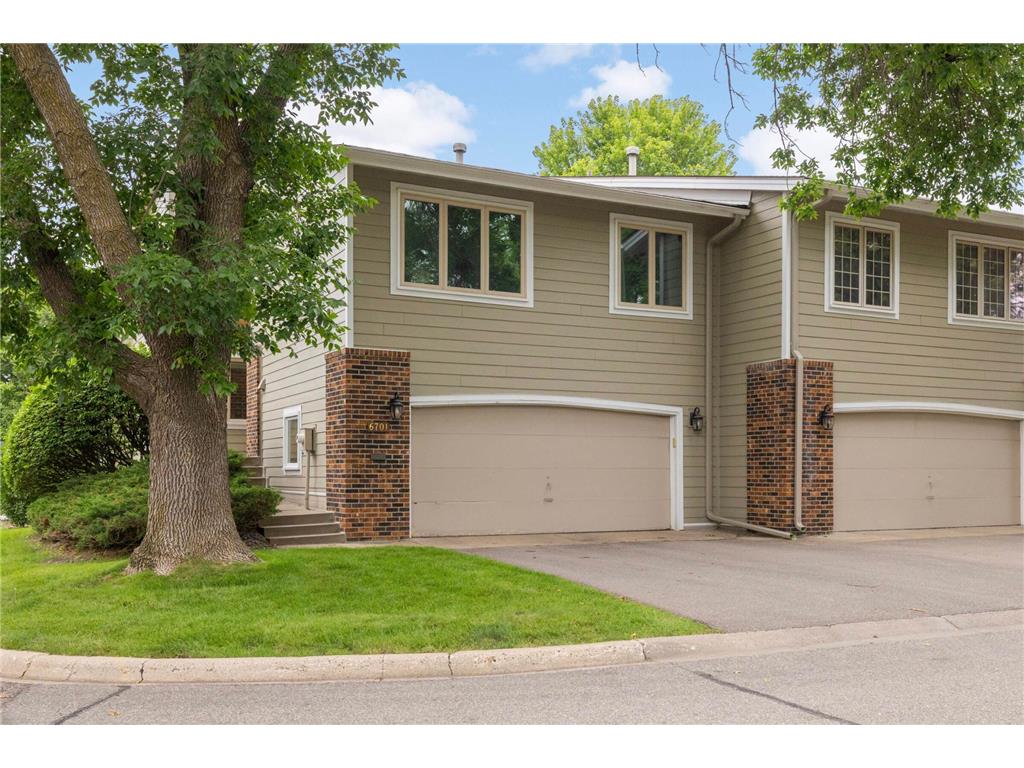 6701 W 82nd Street Bloomington MN 55438 7001336 image9