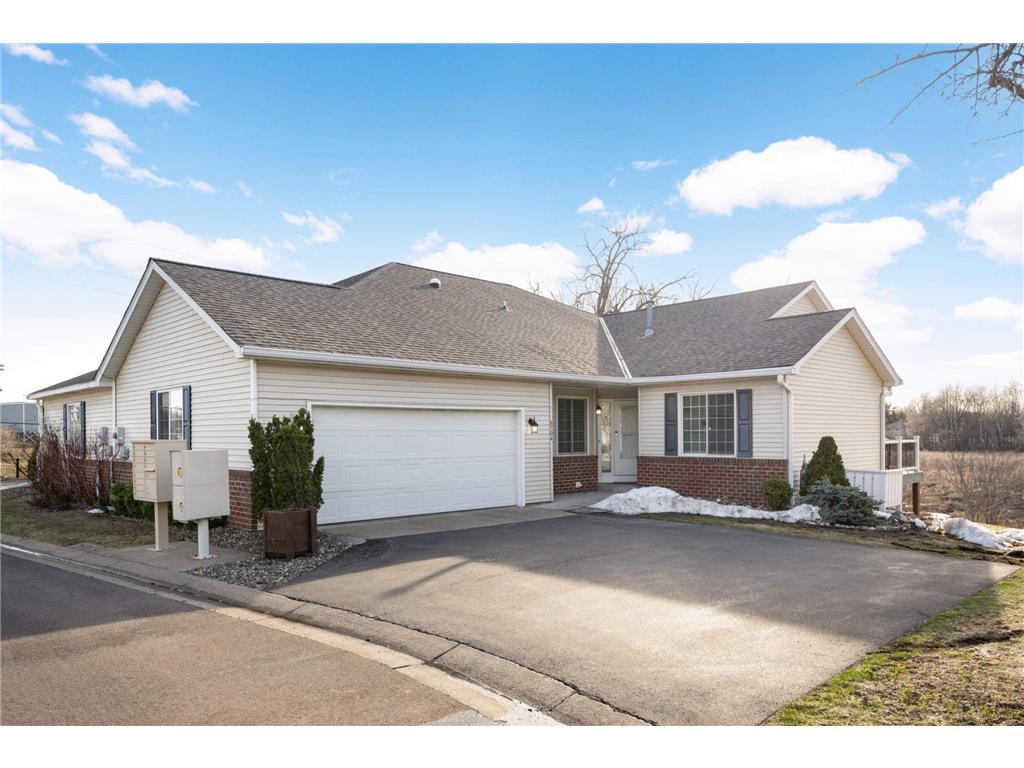 6704 10th Street Court N, Oakdale, MN, 55128 MLS 6353184 Edina Realty