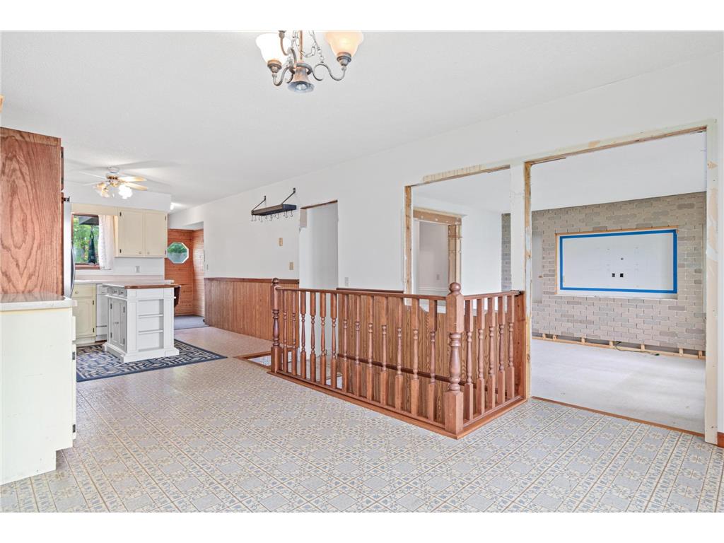 6705 327th Lane NW Wyanett Twp MN 55371 - Green 6818786 image12