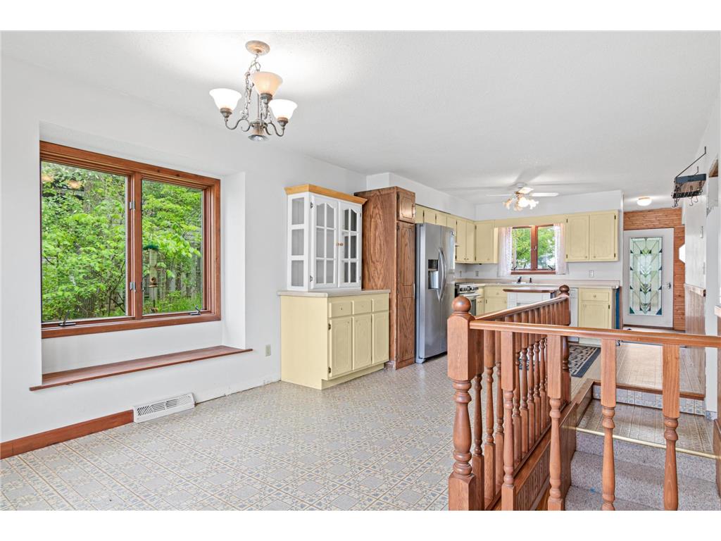 6705 327th Lane NW Wyanett Twp MN 55371 - Green 6818786 image13