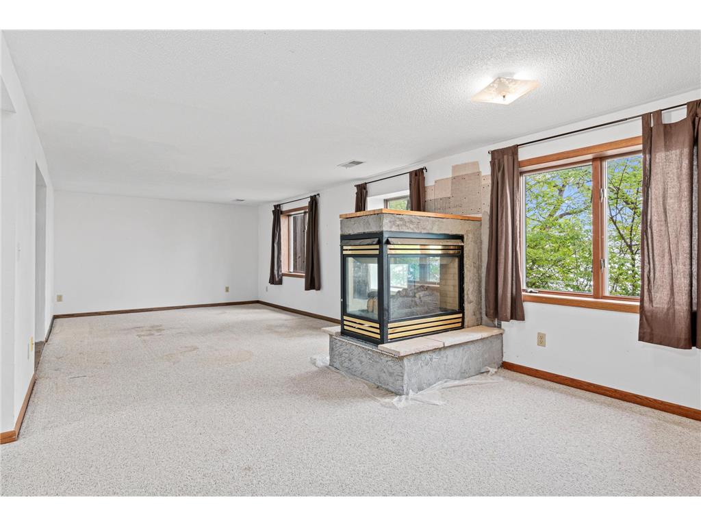 6705 327th Lane NW Wyanett Twp MN 55371 - Green 6818786 image24