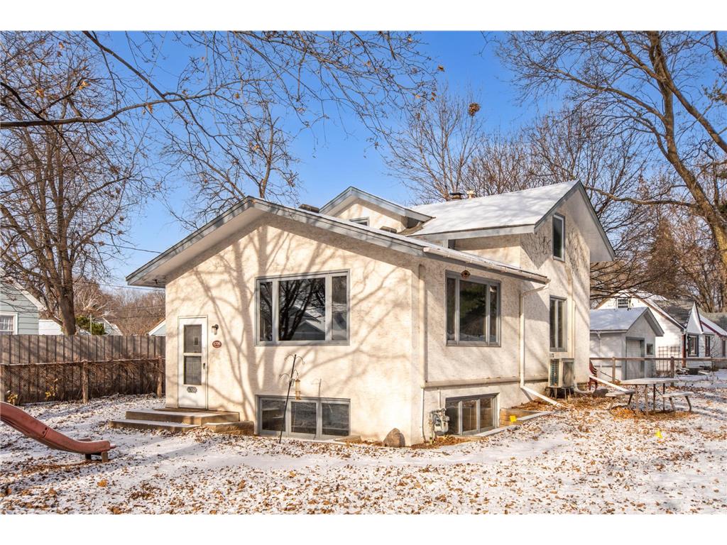 6706 Corvallis Avenue N Crystal MN 55428 6619643 image1