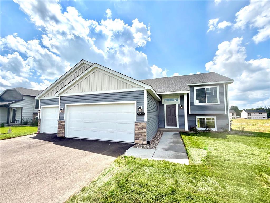 6707 376th Street North Branch MN 55056 7104551 image1