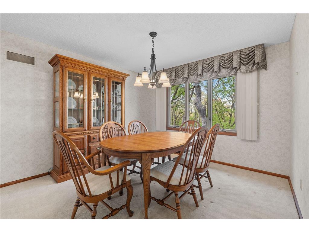 6708 W 82nd Street Bloomington MN 55438 7058802 image14