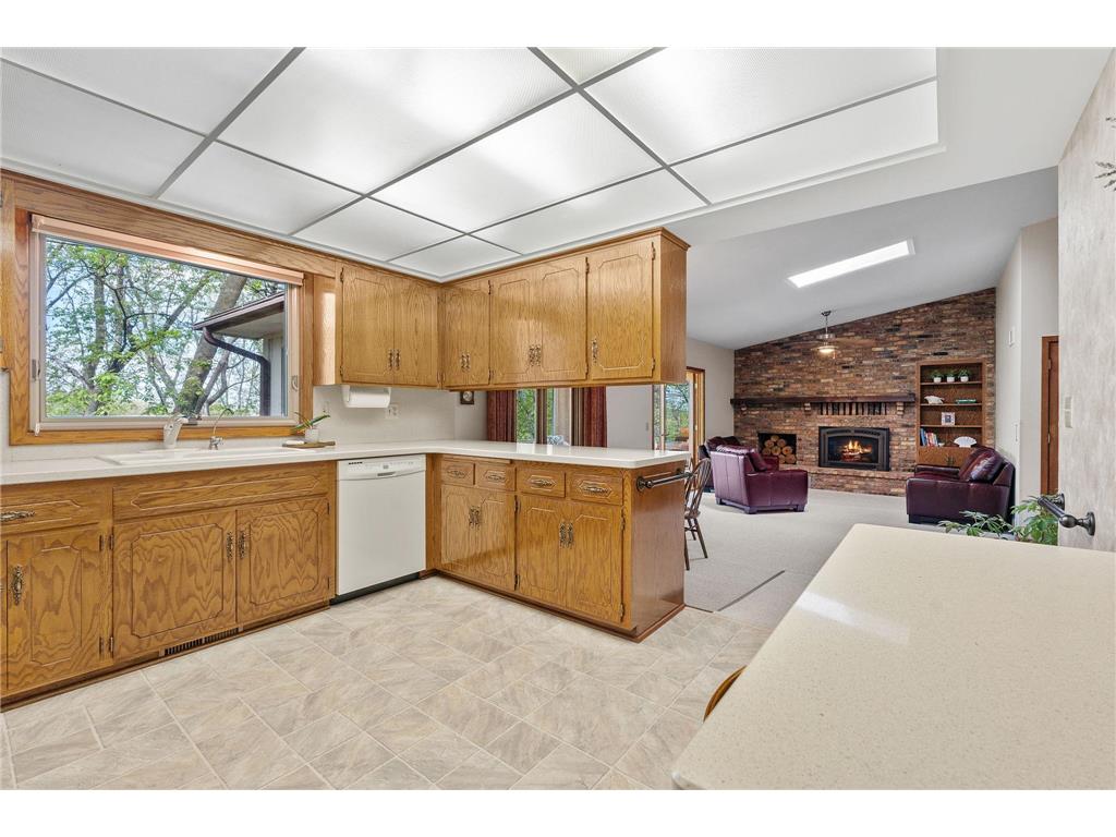 6708 W 82nd Street Bloomington MN 55438 7058802 image15
