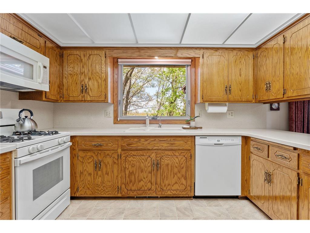 6708 W 82nd Street Bloomington MN 55438 7058802 image16