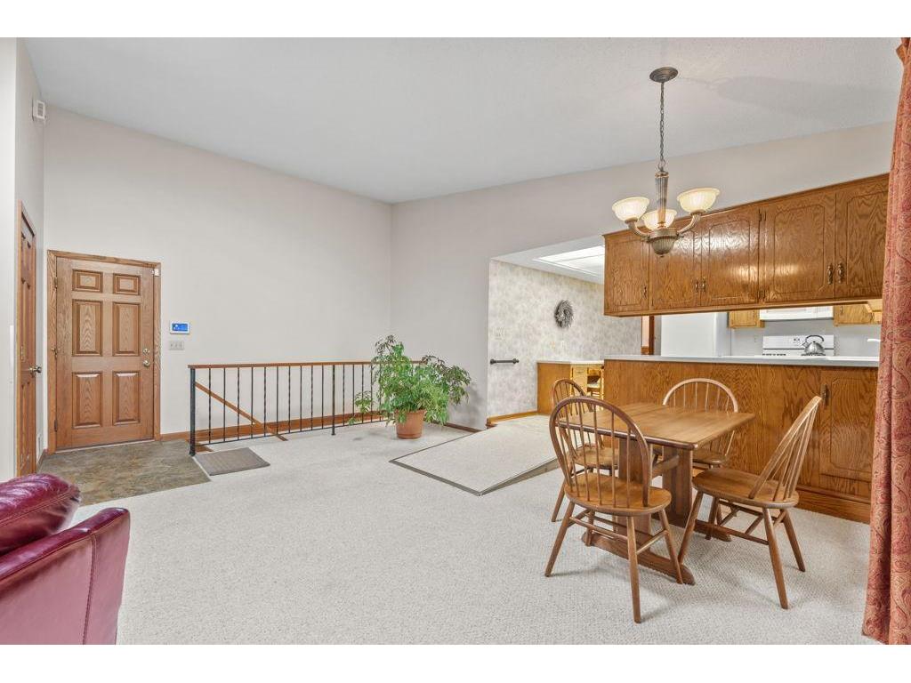 6708 W 82nd Street Bloomington MN 55438 7058802 image23