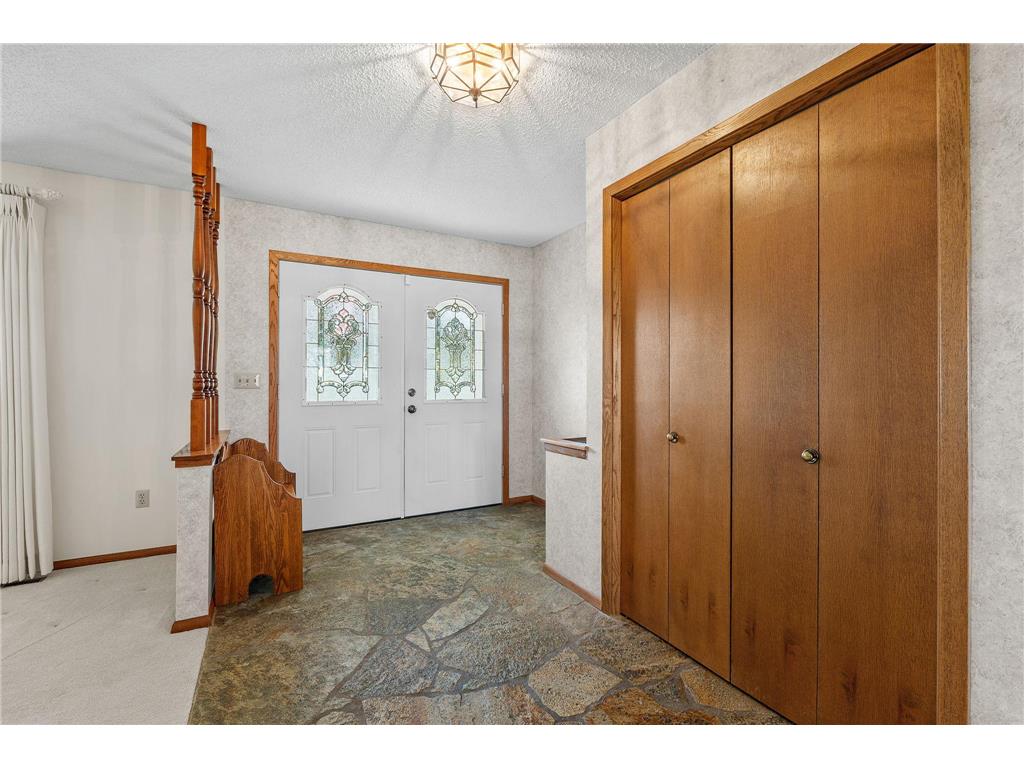 6708 W 82nd Street Bloomington MN 55438 7058802 image3
