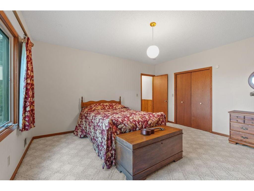 6708 W 82nd Street Bloomington MN 55438 7058802 image37