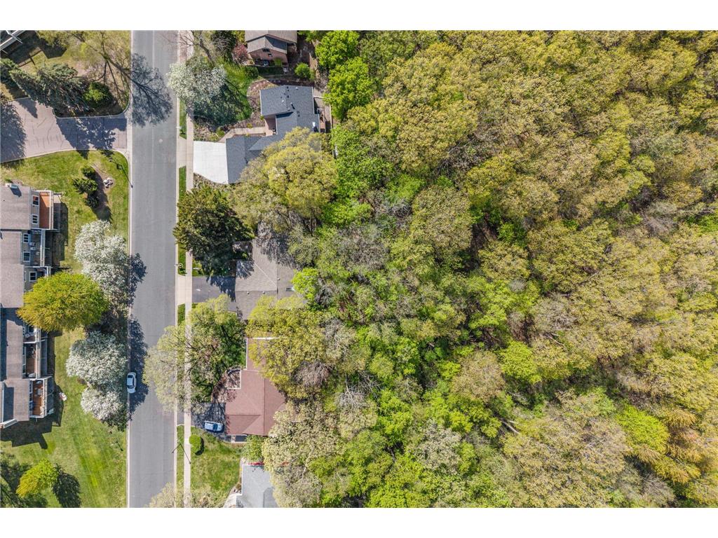 6708 W 82nd Street Bloomington MN 55438 7058802 image48