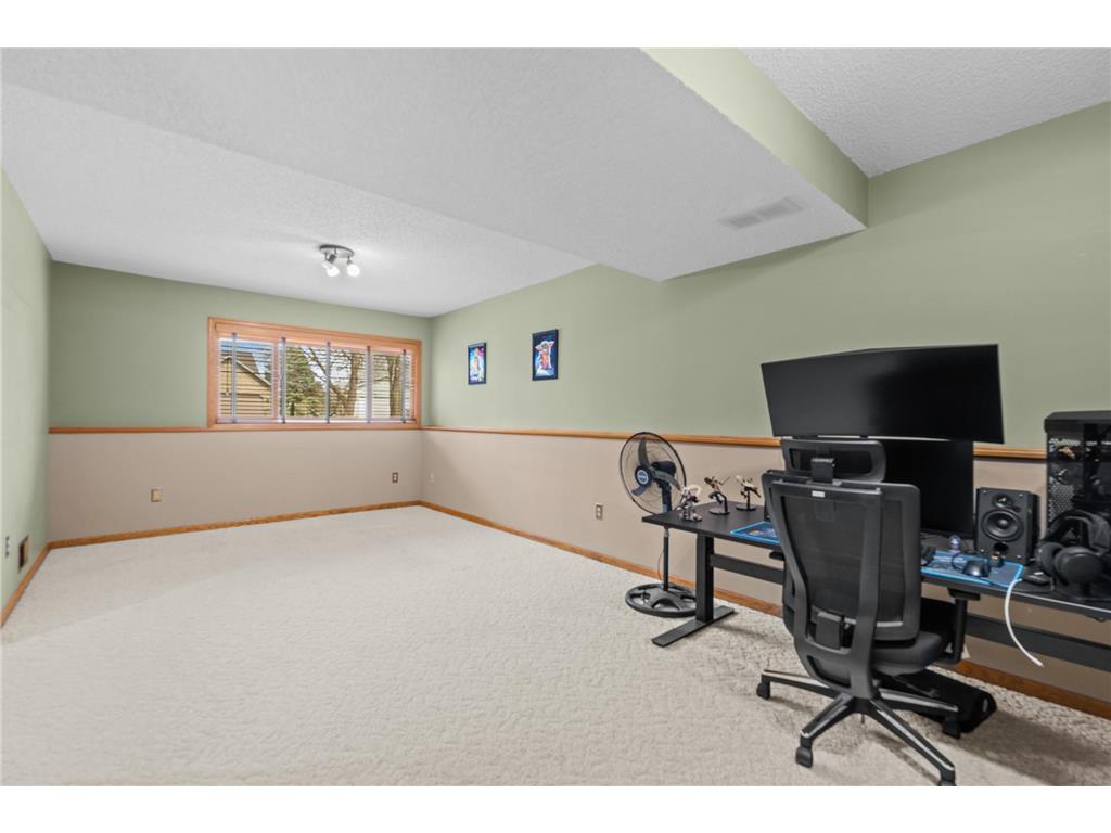 6709 110th Avenue N Champlin MN 55316 7061090 image15