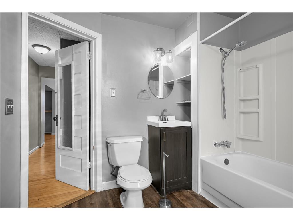 671 Canton Street Saint Paul MN 55102 7015694 image10