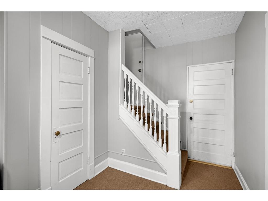 671 Canton Street Saint Paul MN 55102 7015694 image15