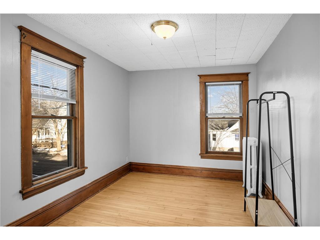 671 Canton Street Saint Paul MN 55102 7015694 image4