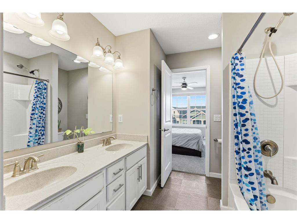 671 Devine Drive New Brighton MN 55112 7029009 image36