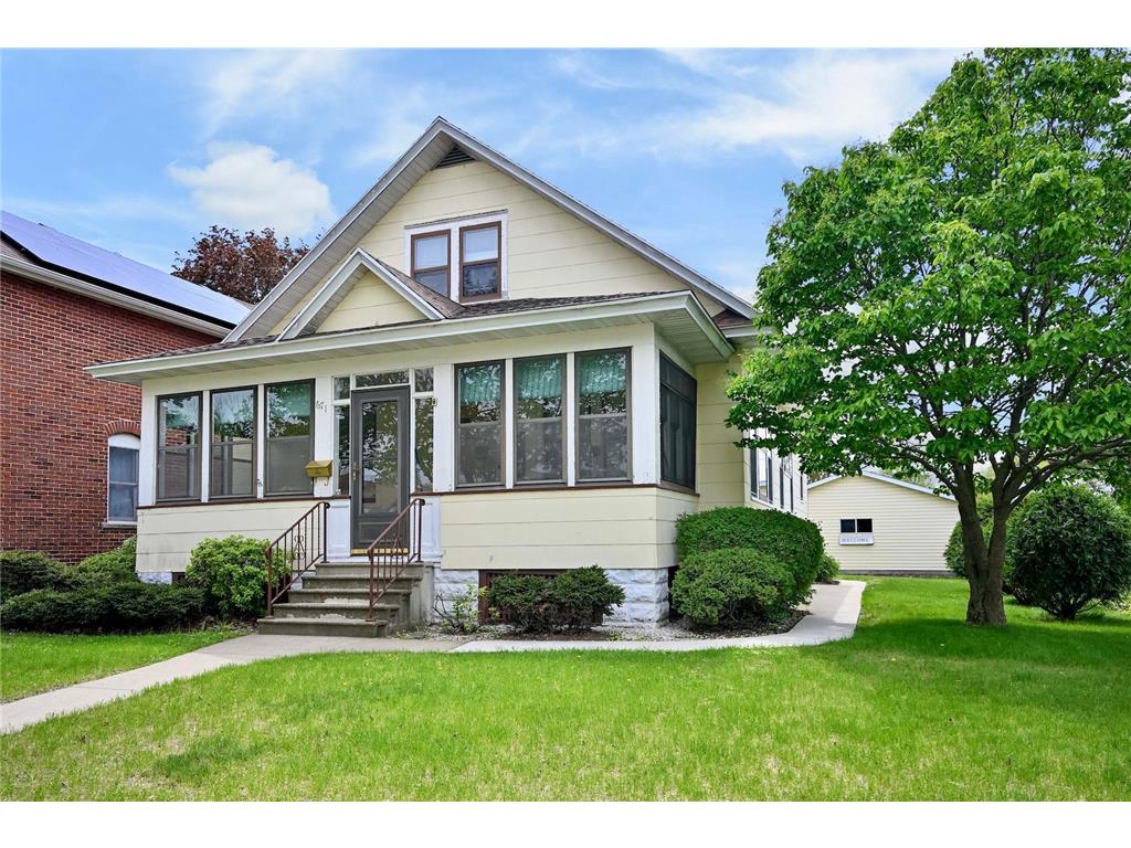 671 E King Street Winona MN 55987 7070732 image1