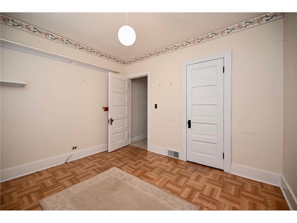 671 E King Street Winona MN 55987 7070732 image12