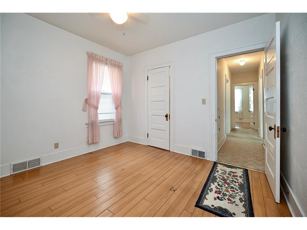 671 E King Street Winona MN 55987 7070732 image14