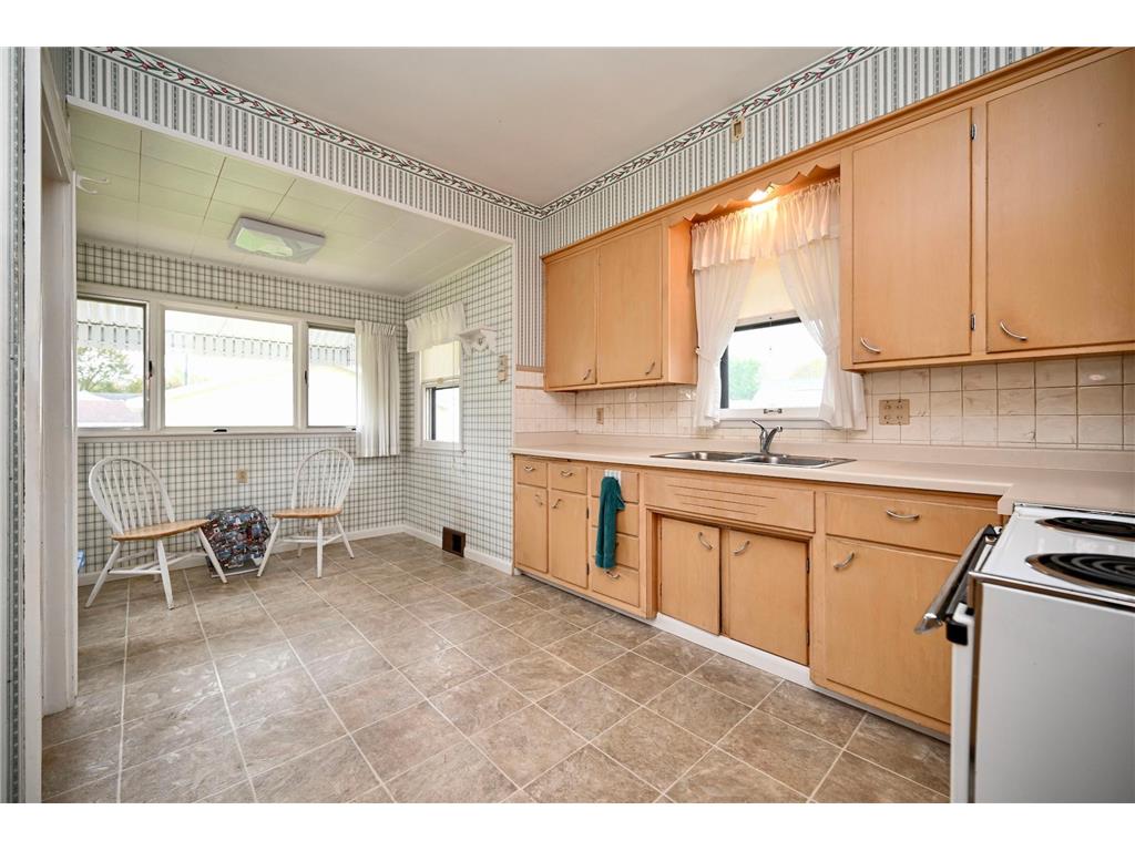 671 E King Street Winona MN 55987 7070732 image6