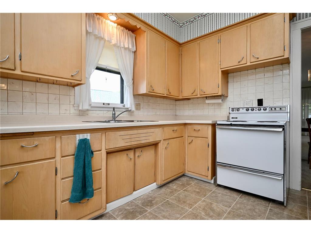671 E King Street Winona MN 55987 7070732 image8