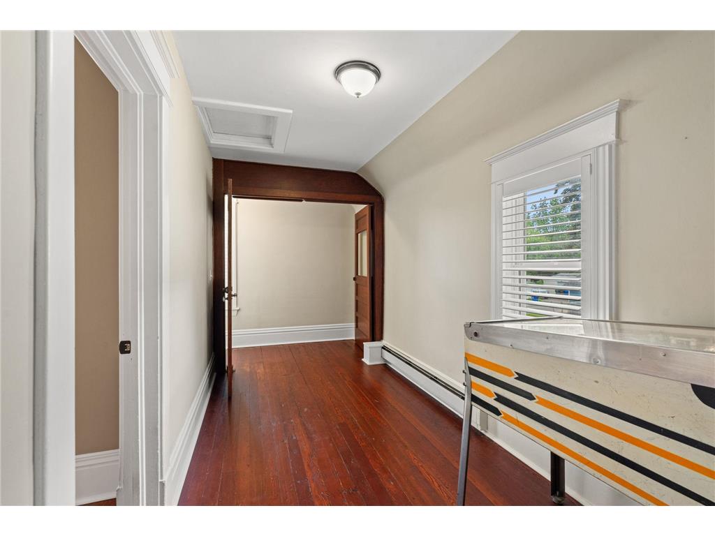 671 Edmund Avenue Saint Paul MN 55104 7034633 image29